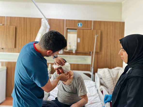 b7dc323c-af28-4c36-a3ab-2b0e636ca0e4