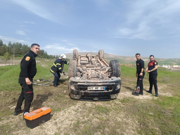 Siirt Üniversitesi Kezer Yerleşkesi’nde kaza: araç takla attı, 1 kişi yaralandı