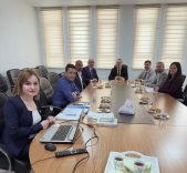 d1fc098e-e2ec-454f-8a92-13c26459e902