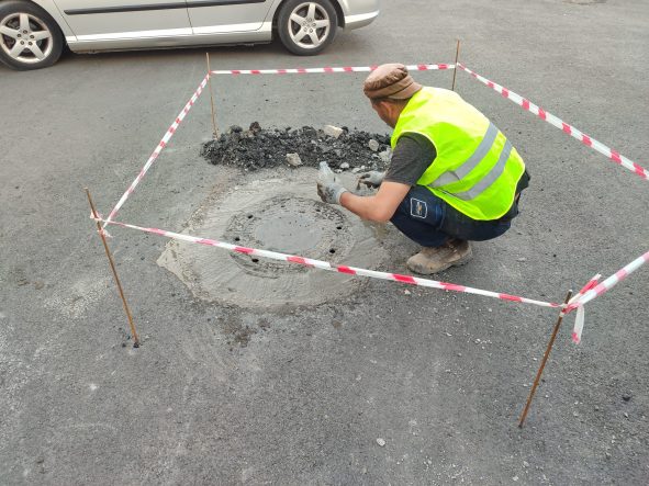 SİİRT’TE ASFALT ÇALIŞMALARINDA YENİ UYGULAMA: DAHA DÜŞÜK MALİYET, DAHA GÜÇLÜ ALTYAPI!