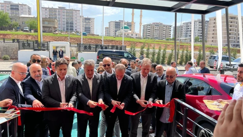 Renault Mais Genel Müdürü Tatoğlu, Renault & Dacia Bahaeddin Acar’ın Açılışına Katıldı