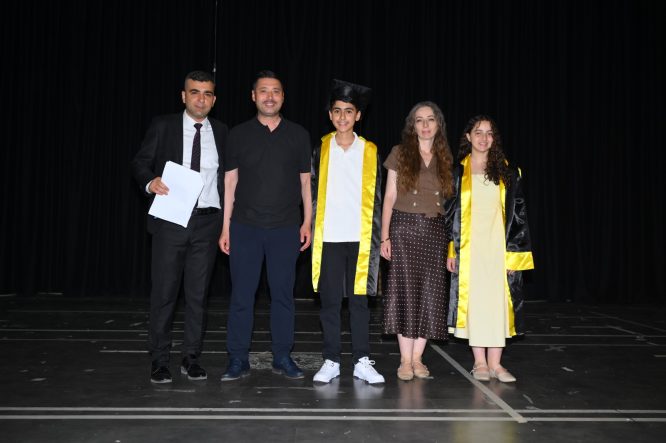SİİRT BİLİM VE YARDIMLAŞMA DERNEĞİNDEN  ENGELLİ BAREYLERE BABALAR GÜNÜ KUTLAMASI