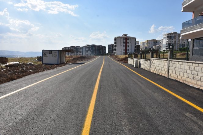 SİİRT BELEDİYESİ YOL ÇİZGİ ÇALIŞMALARINI TAMAMLADI