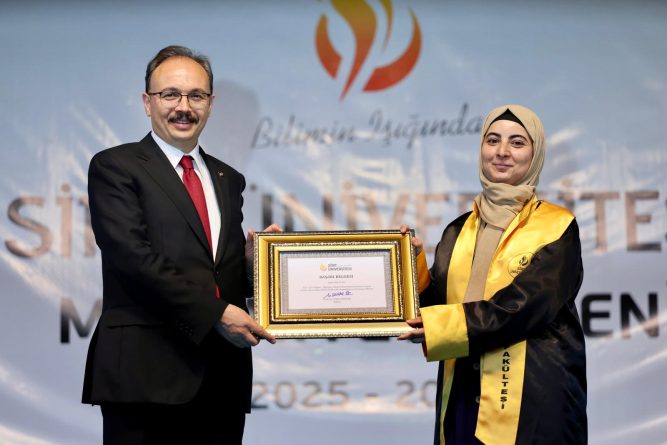 SİİRT’TE “DÜNYA BİZE EMANET” TEMASIYLA ÇEVRE HAFTASI ETKİNLİĞİ DÜZENLENDİ