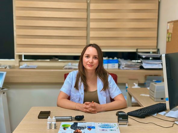 Göz Hastalıkları Uzmanı Op. Dr. Hesna Cansu Aksoy hastanemizde hasta kabulüne başlamıştır.