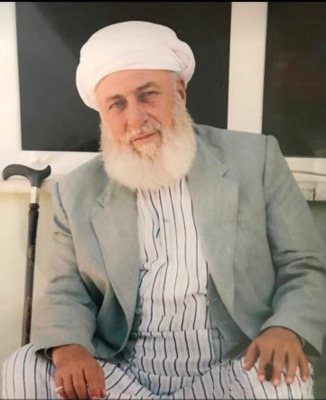 Son asırda Siirt’in yetiştirdiği büyük mutasavvıflarından Şeyh Hikmet Solmaz vefat yıl dönümünde rahmetle yad ediliyor.