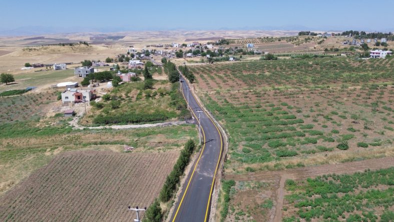 KURTALAN’DA 20 KİLOMETRELİK YOL, 21 BİN 511 TON ASFALTLA YENİLENDİ