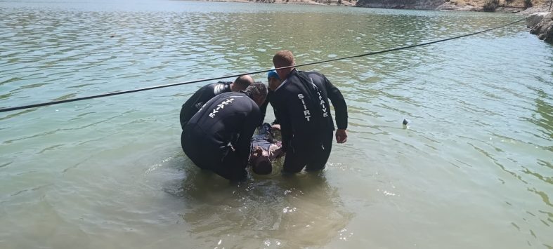 Siirt’te Botan Çayı’nda Acı Son: Dün Çocuğun, Bugün 49 Yaşındaki Babanın Cansız Bedenine Ulaşıldı