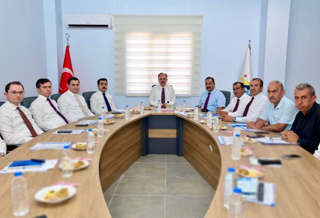 VALİ KIZILKAYA BAŞKANLIĞINDA KÖYDES YATIRIMLARI DEĞERLENDİRİLDİ.