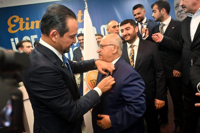 KAMU-DER GENEL BAŞKANI CEVDET BAŞTUĞ, AK PARTİ ETİMESGUT İLÇE BAŞKANLIĞINA ÜYE OLDU