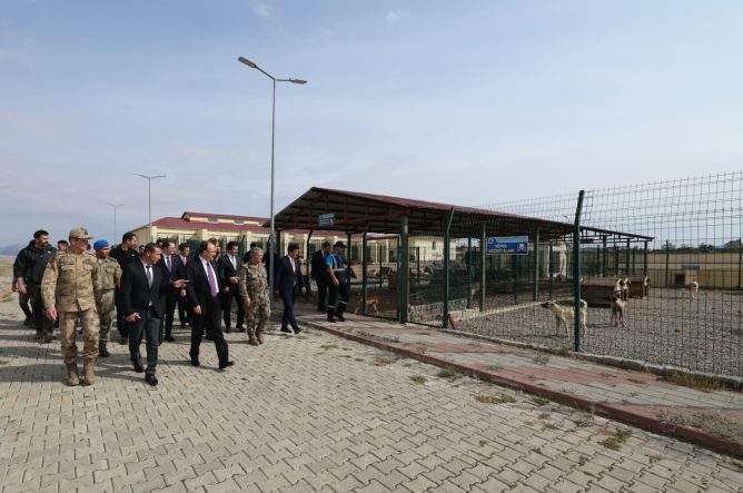 VALİ KIZILKAYA: “GÜVENLİ SOKAKLAR VE SIFIR ATIK HEDEFİMİZ DOĞRULTUSUNDA ÇALIŞMALARIMIZI SÜRDÜRECEĞİZ”