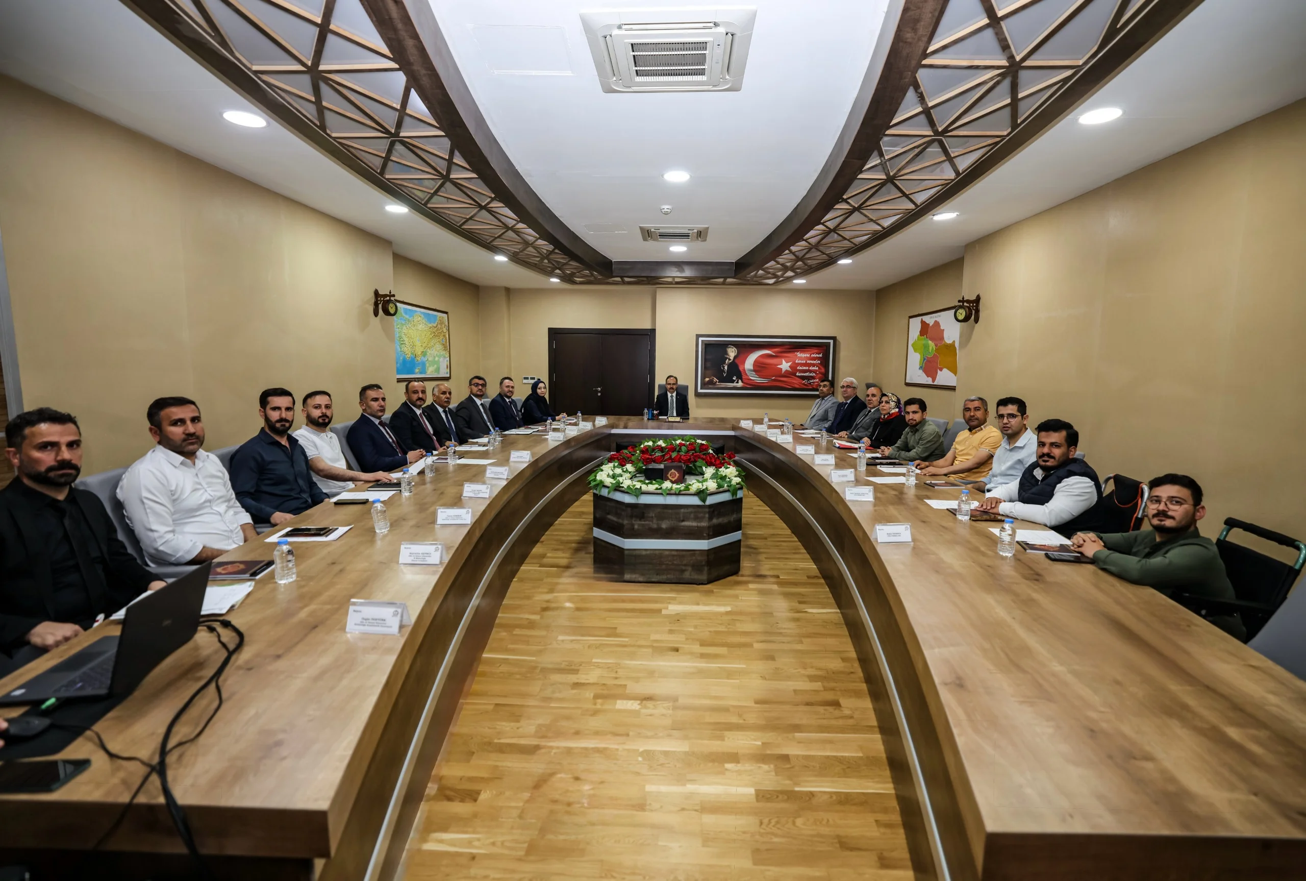ERİŞİLEBİLİR ŞEHİR HEDEFİYLE KURUMLAR ARASI KOORDİNASYON TOPLANTISI DÜZENLENDİ