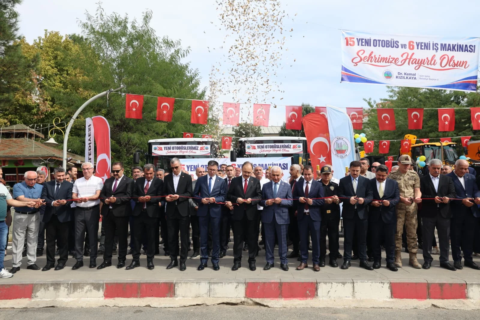 SİİRT’İN ULAŞIM VE HİZMET ALTYAPISI DAHA DA GÜÇLENDİRİLİYOR!